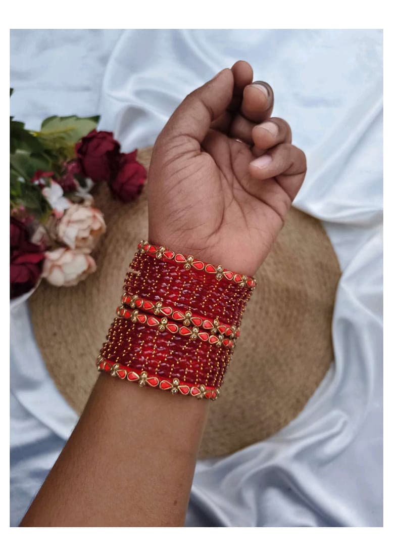 MINIMAL (Red with gold)