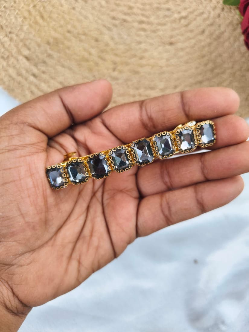 Rectangle Crystal (Grey)